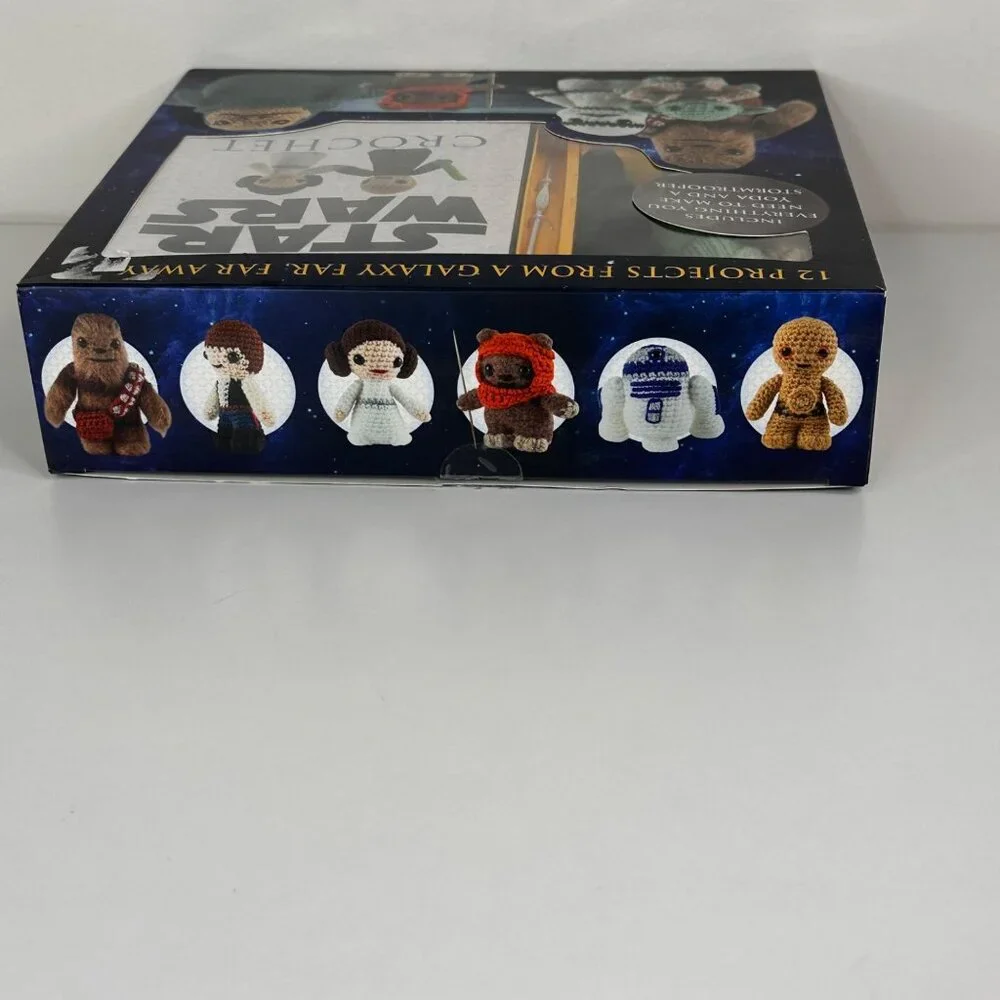 Star Wars Crochet Kit 12 Step-By-Step Illustrated Patterns, Yoda & Stormtrooper